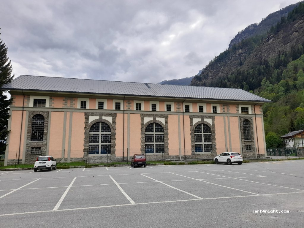 (11028) Maen - 35 Strada Regionale 46 della Valtournenche — foto