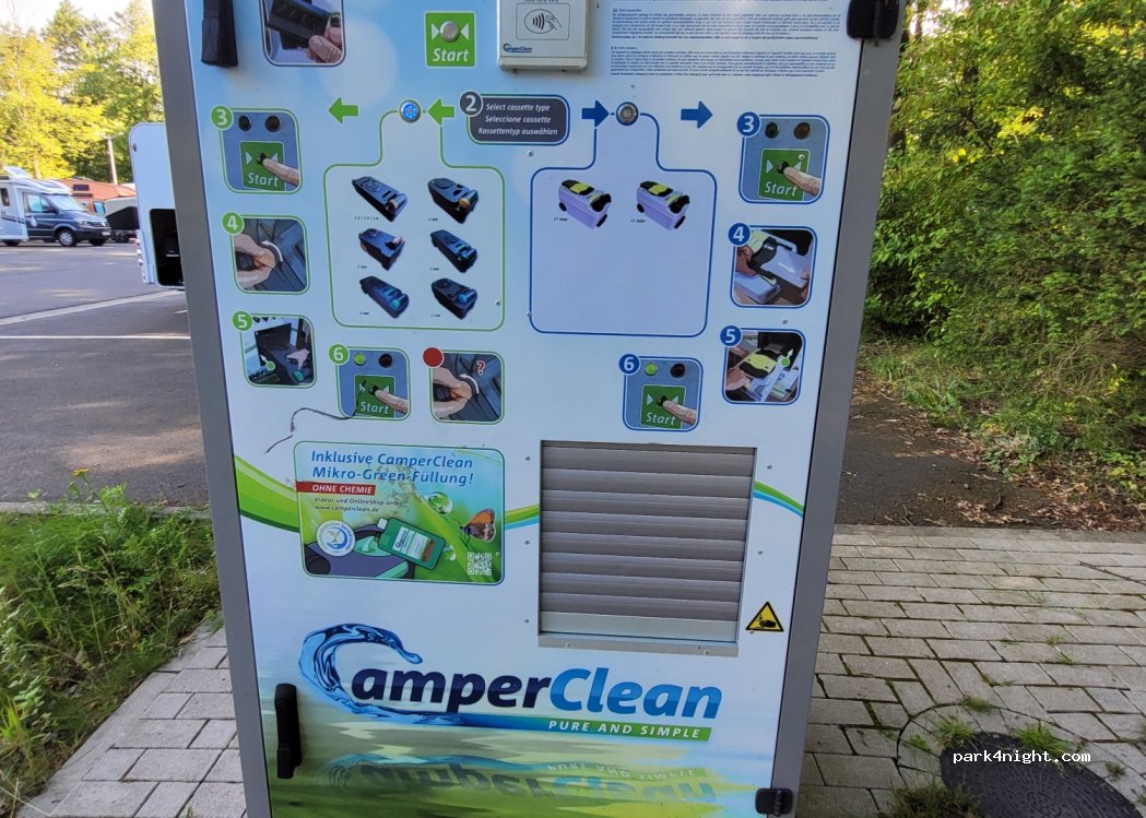 Wohnmobil-Stellplatz am Kurpark — foto 4
