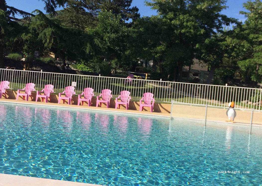 Camping Lavandes Darbes — foto