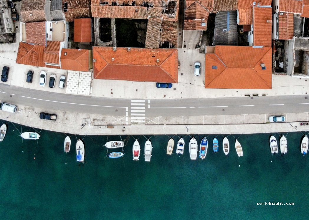 (23312) Novigrad - 11 Obala kraljice Elizabete Kotromanić — foto 2
