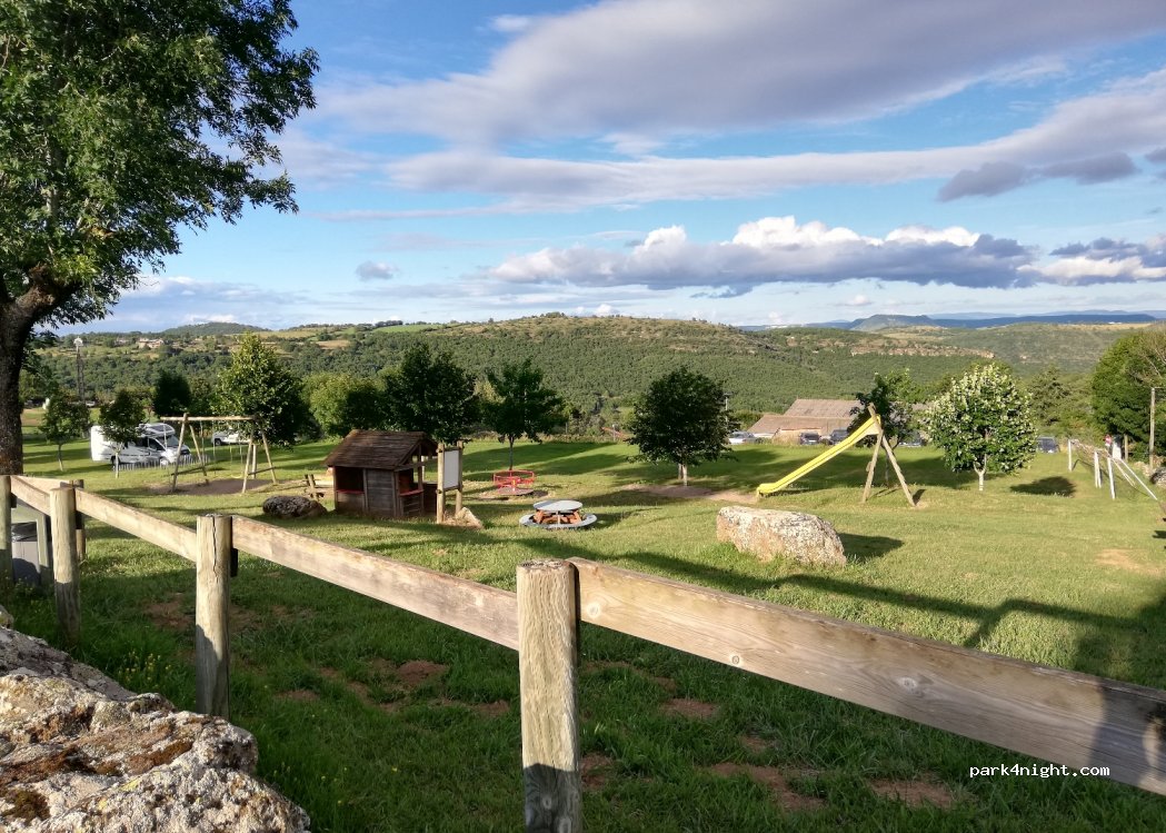 (12620) Castelnau-Pégayrols - D515 — foto 2