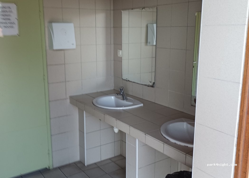 (86120) Pouançay - — foto 2