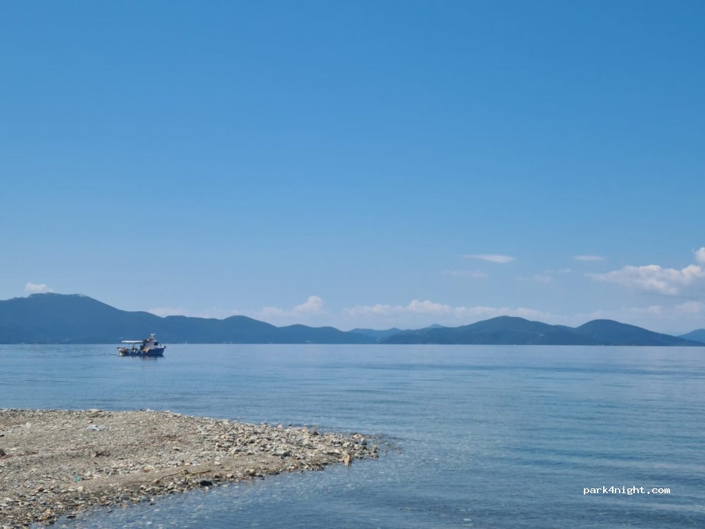 (370 06) Kalamos - Unnamed Road — foto 2