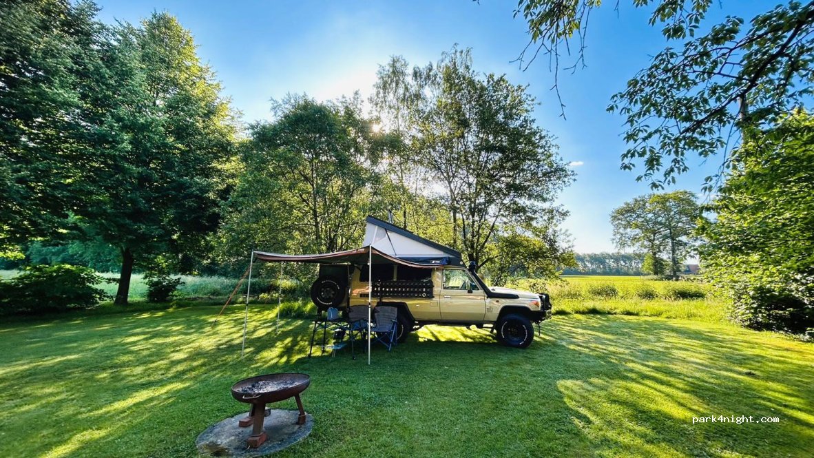 Campen, wo andere Urlaub machen — foto
