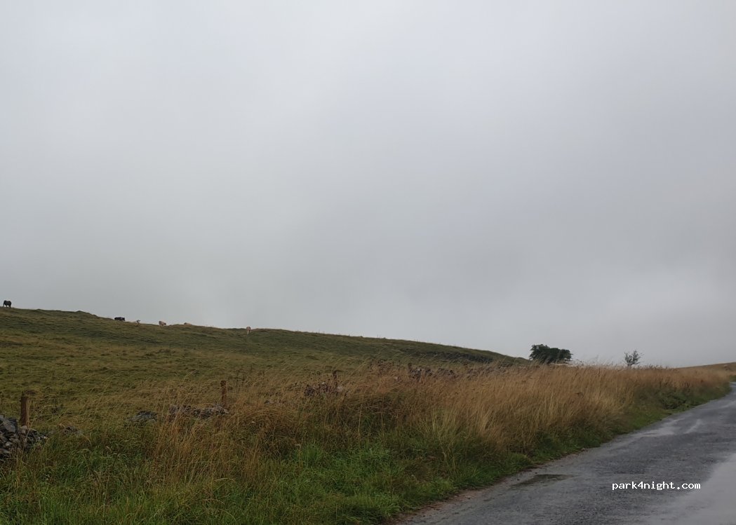 (SK17) Buxton - Unnamed Road — foto 2