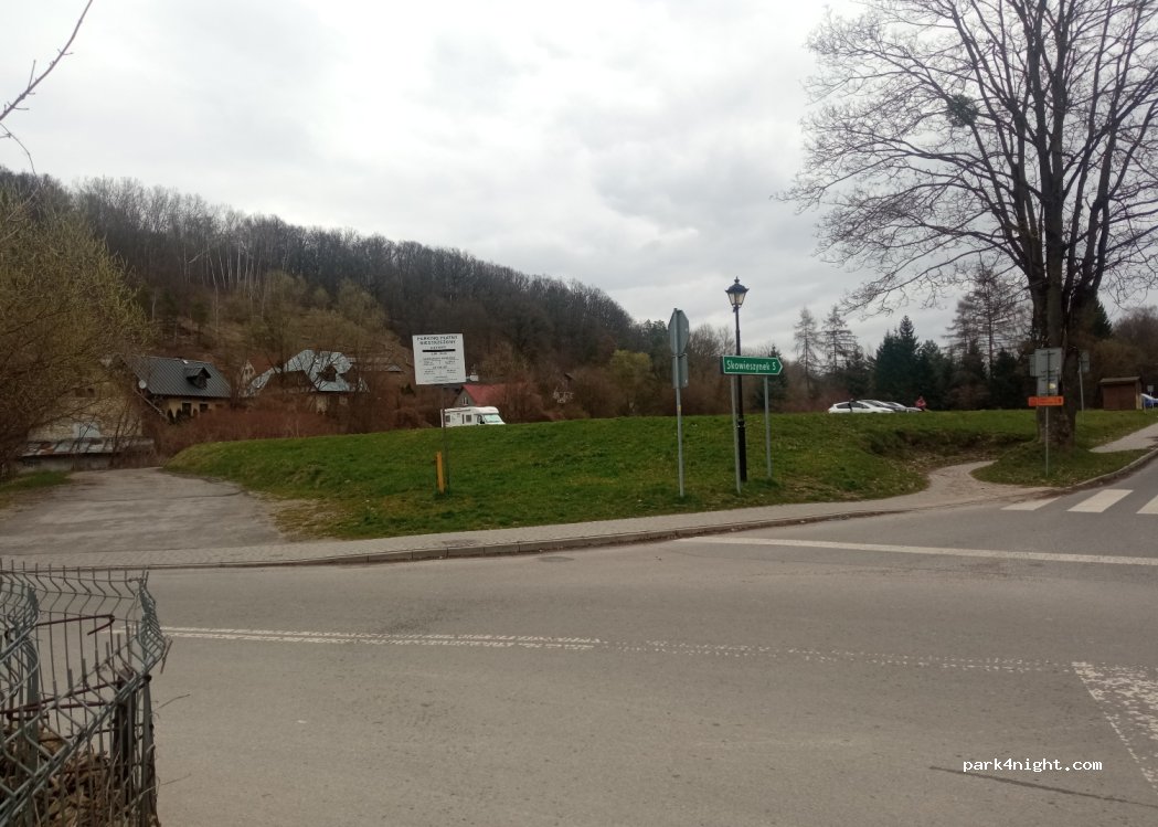 (24-120) Kazimierz Dolny - 1A Kwaskowa Góra — foto 3