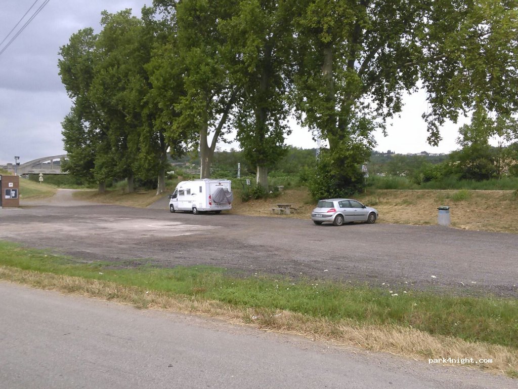 (31620) Castelnau-d'Estrétefonds - Frespech — foto