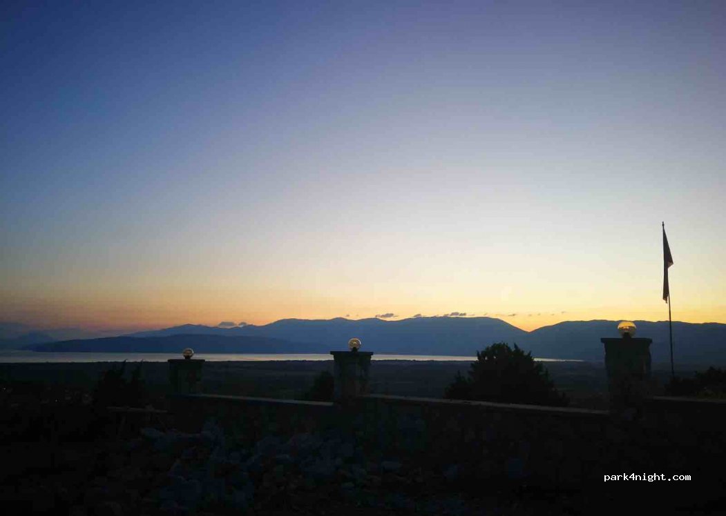 () Podmoçani - Unnamed Road — foto