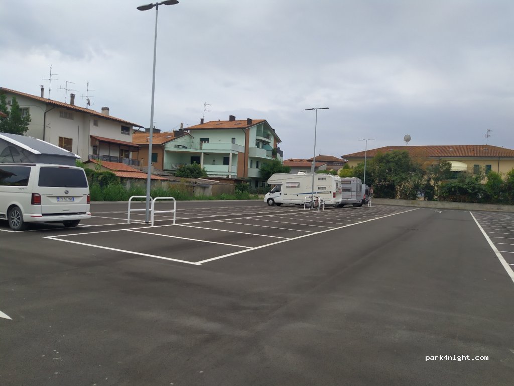 (48015) Cervia - Via Martiri Fantini — foto