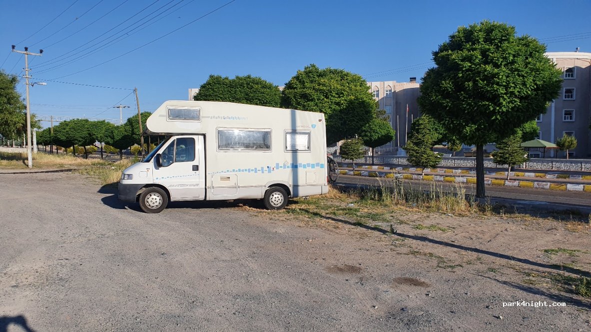 (50140)  - Aksaray Caddesi — foto