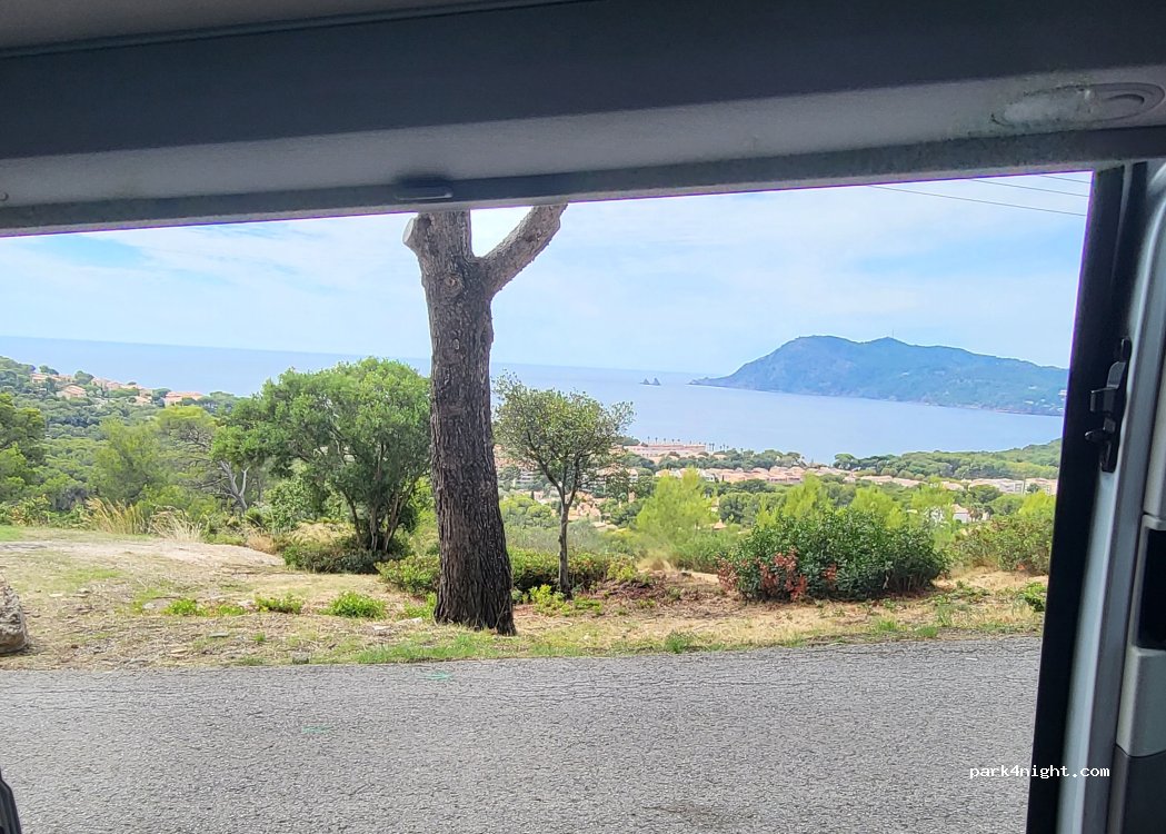 (83430) Saint-Mandrier-sur-Mer - 960 Route de la Renardière — foto 5