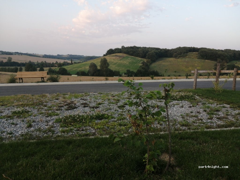 (32350) Ordan-Larroque - Chemin de Crête — foto 2