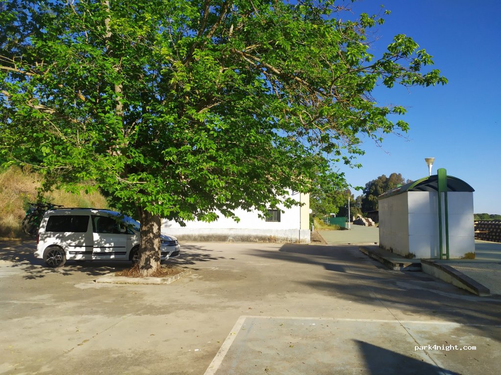(06980) Fuente de Arco - BAV 1618 — foto