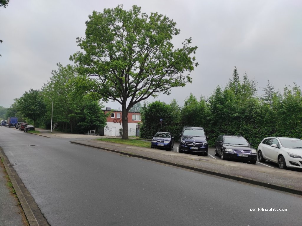 (25421) Pinneberg - 2 Burmeisterallee — foto