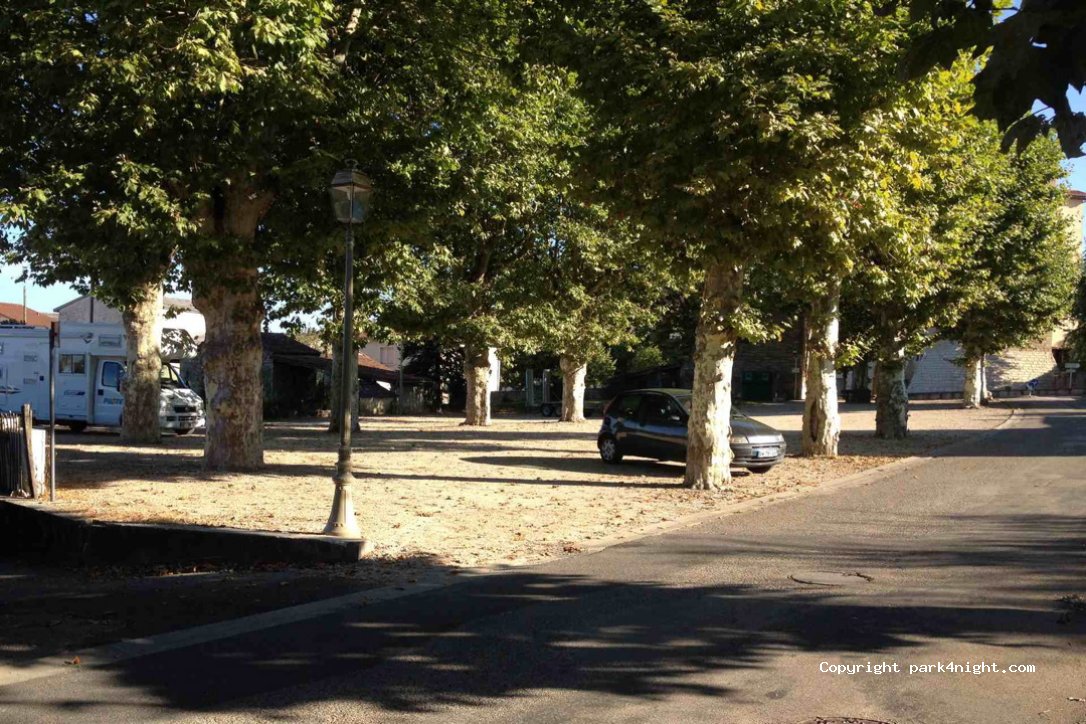(01500) Ambronay - Rue du Champ de Foire — foto