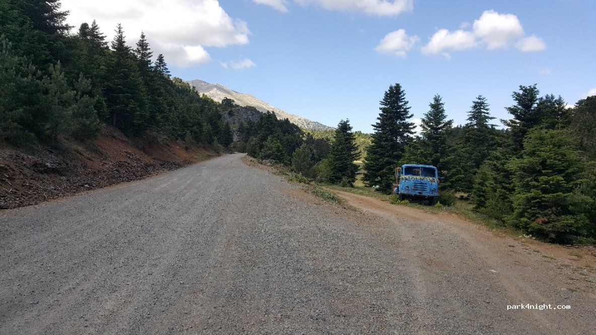 (204 00) Xilokastro - Unnamed road — foto