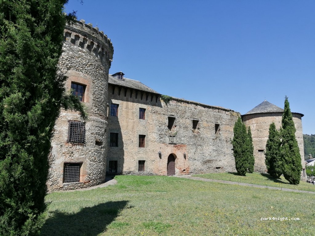 (24500) Villafranca del Bierzo - 1A Calle Cotelo — foto