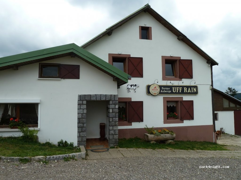Ferme Auberge Uff Rain — foto