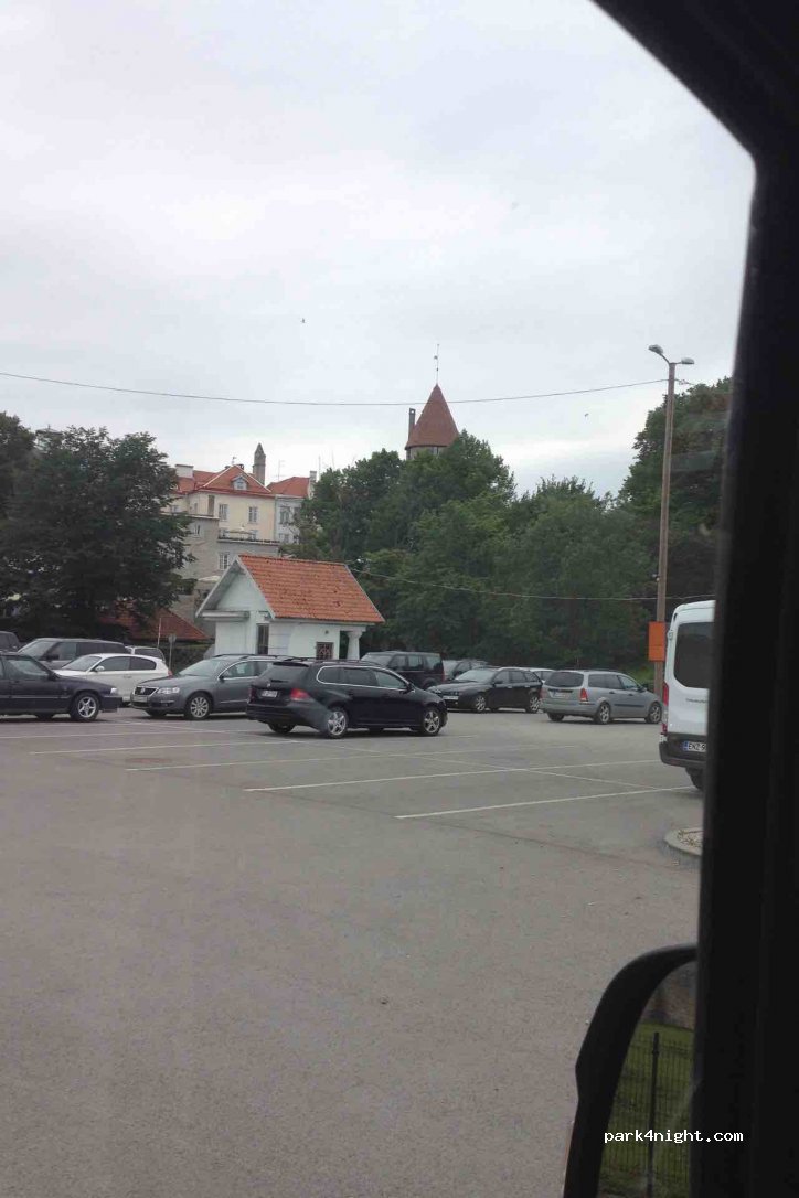 (10111) Tallinn - 16 Rannamäe tee — foto