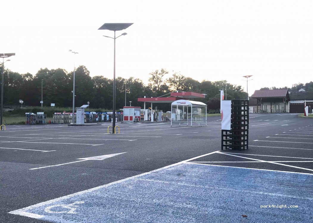 (15600) Saint-Étienne-de-Maurs - 8 Route d'Aurillac — foto 2