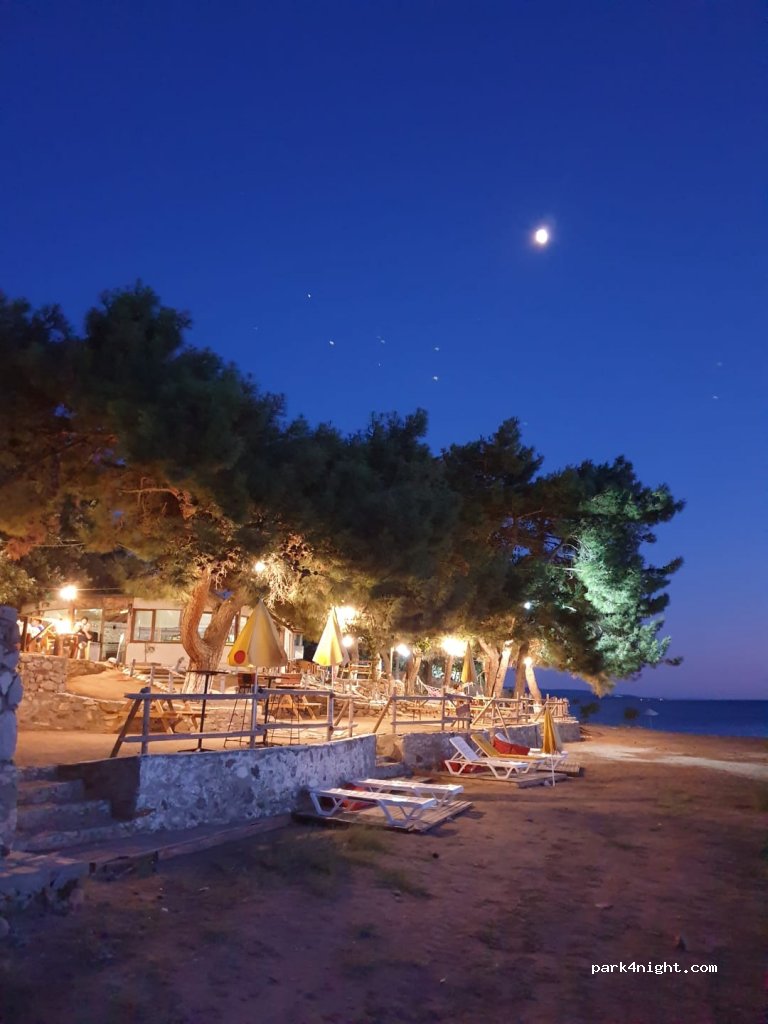 Agora Kamping — foto