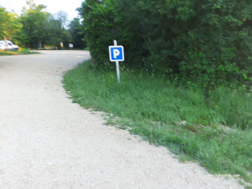 (21121) Étaules - D104 — foto