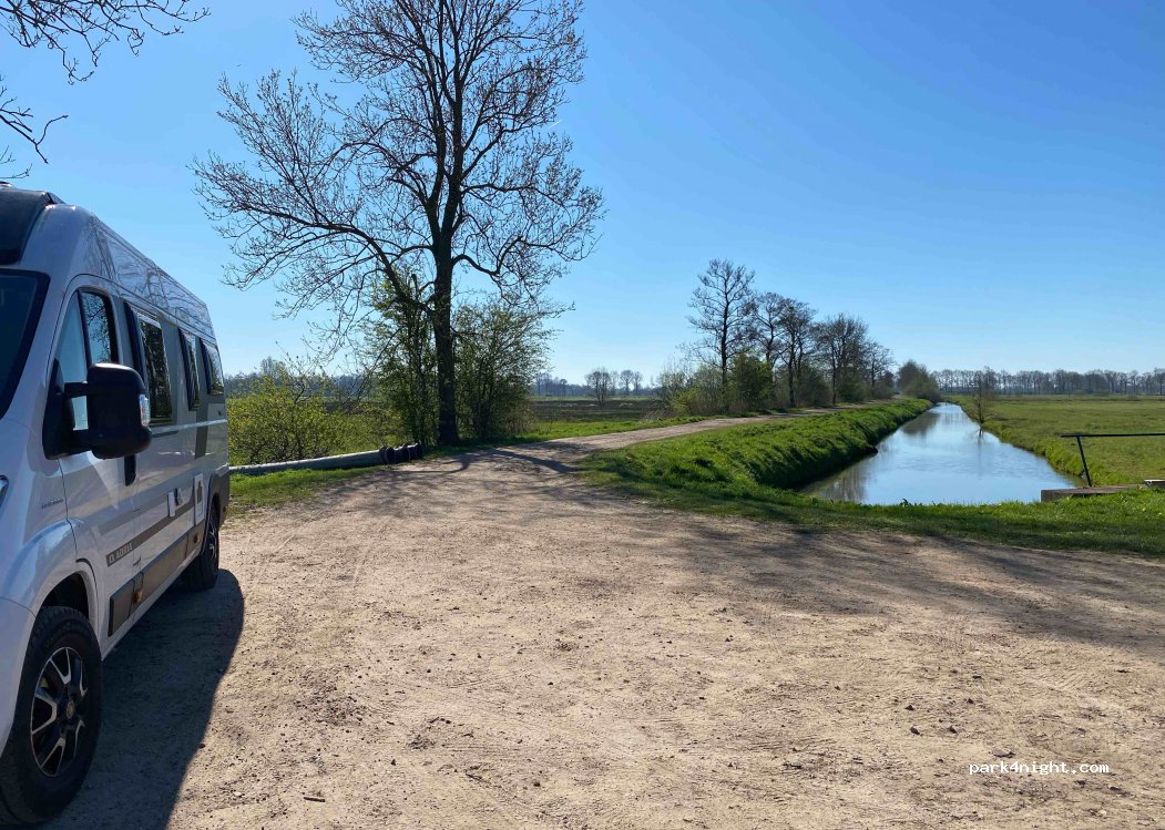 (9825 TE) Lucaswolde - 39 Hooiweg — foto