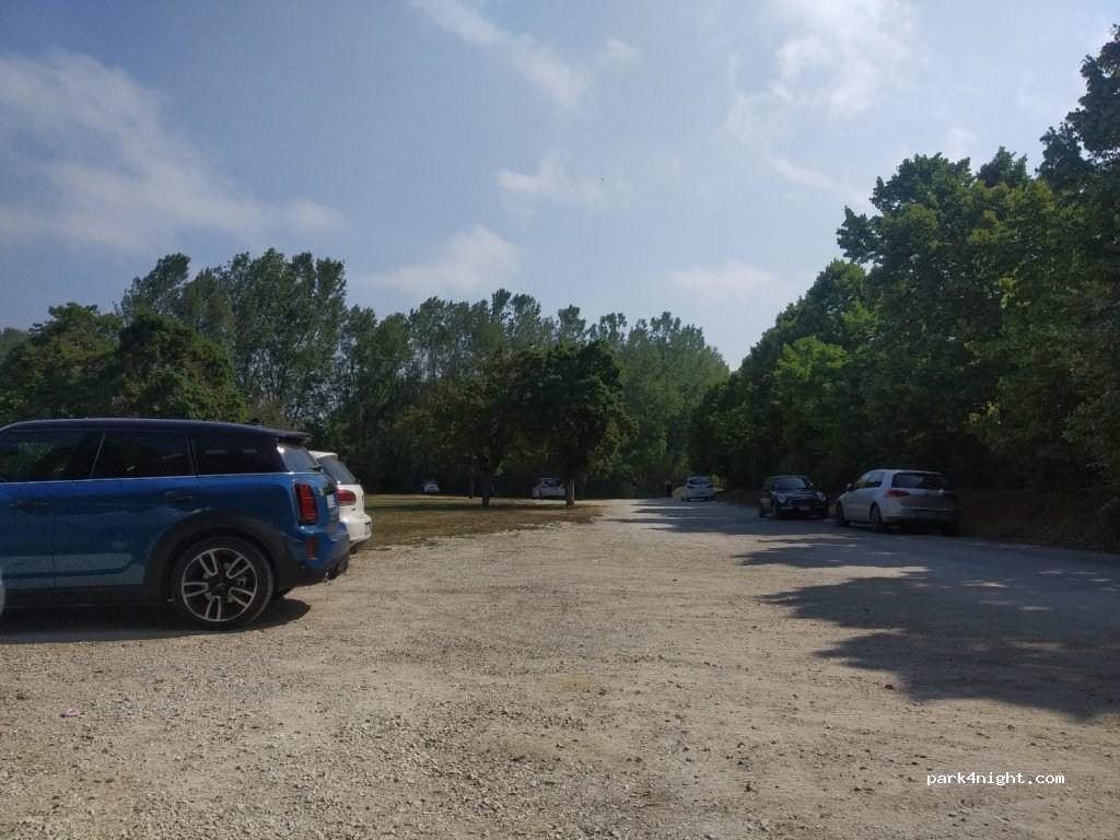 (61122) Pesaro - 72 Via Domenico Cimarosa — foto