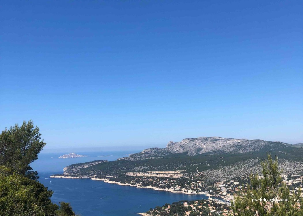 (13260) Cassis - Route des Crêtes — foto