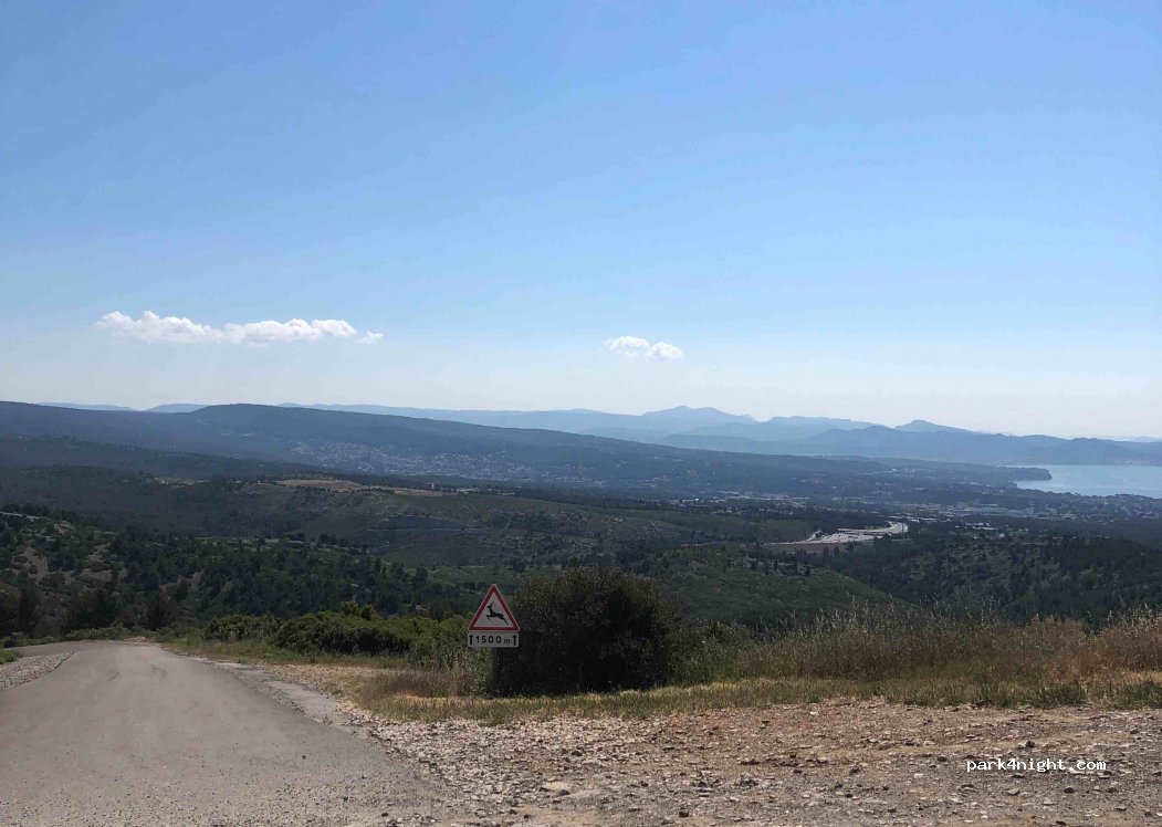 (13260) Cassis - Route des Crêtes — foto 2