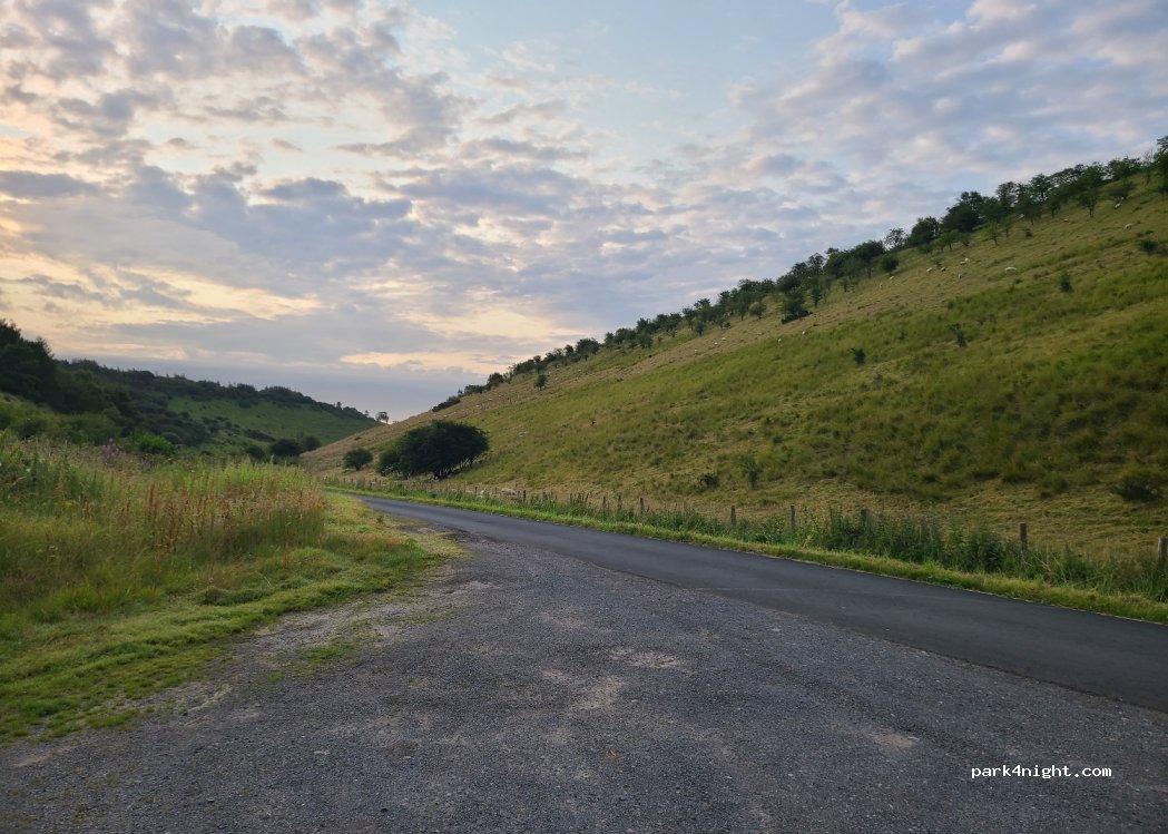 (YO17)  - Unnamed Road — foto 4