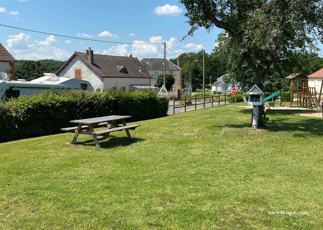 (18240) Santranges - 38 Rue Henri Blanchet — foto 3