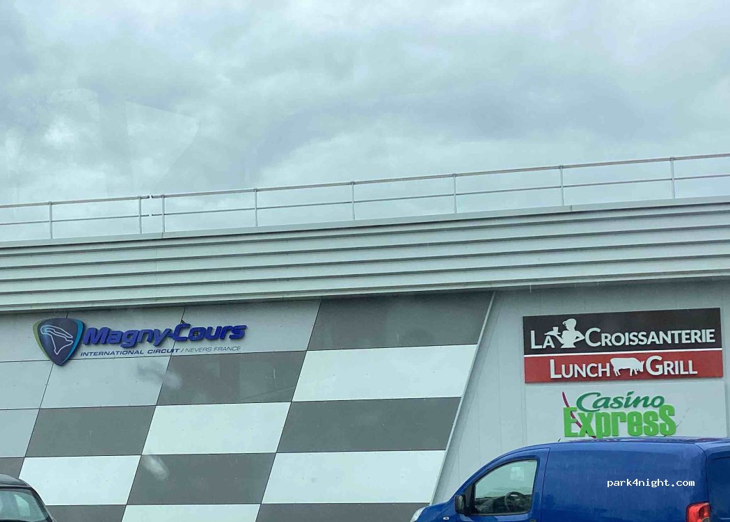 (58470) Magny-Cours - N7 — foto 3