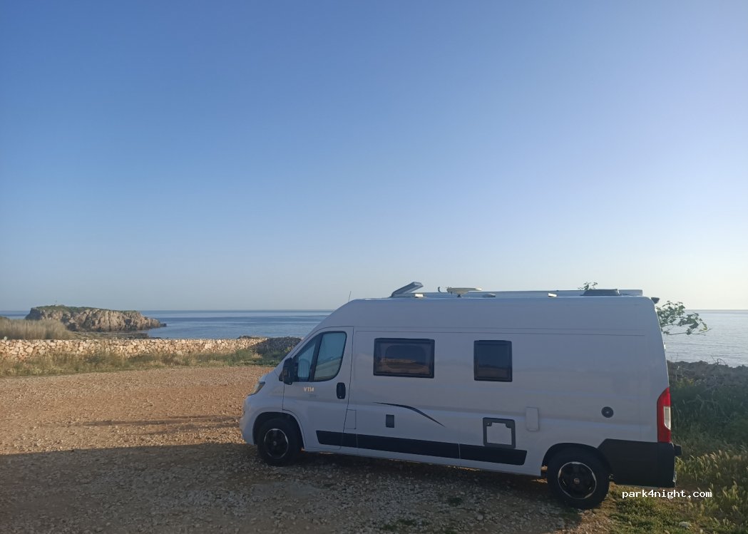 (70044) Polignano a mare - 24 Via Federico Fellini — foto