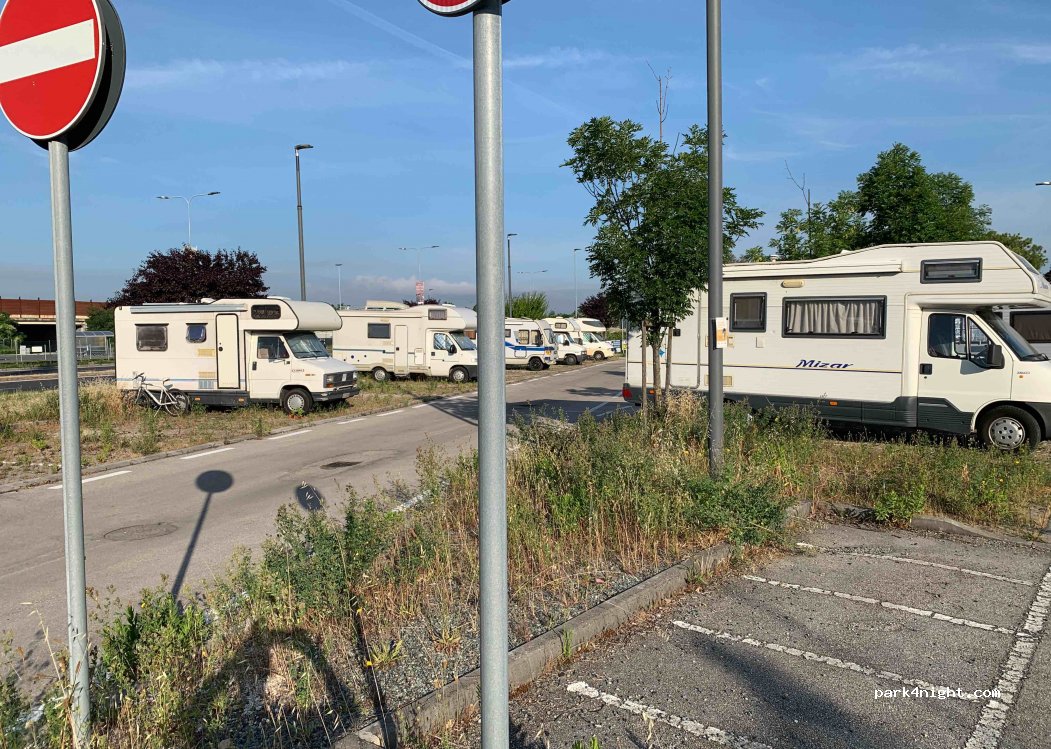 (61122) Pesaro - 130 Via San Martino — foto