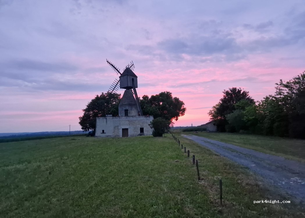 (86200) Chalais - 13 Rue du Moulin À Vent — foto 3