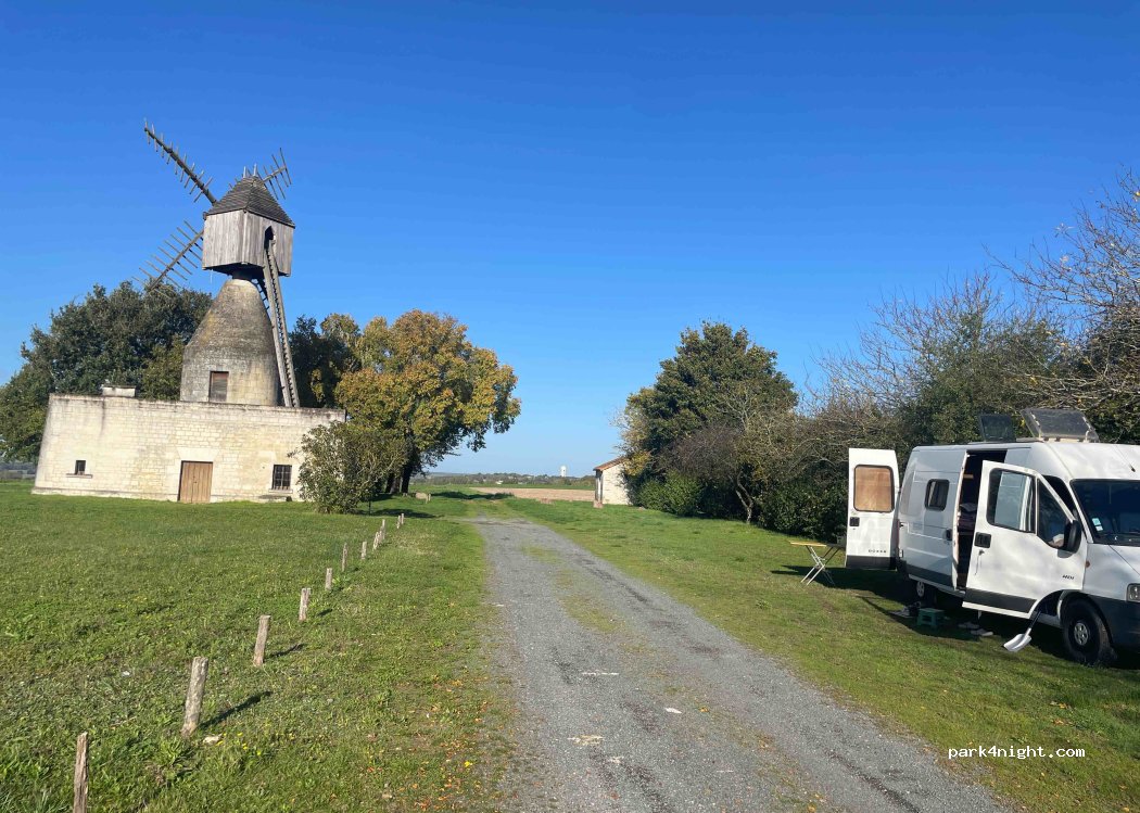 (86200) Chalais - 13 Rue du Moulin À Vent — foto 4