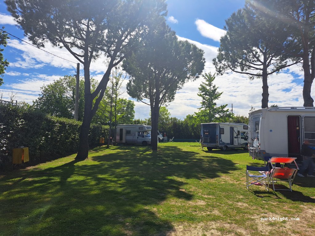 L'Adriatico Parking — foto 4