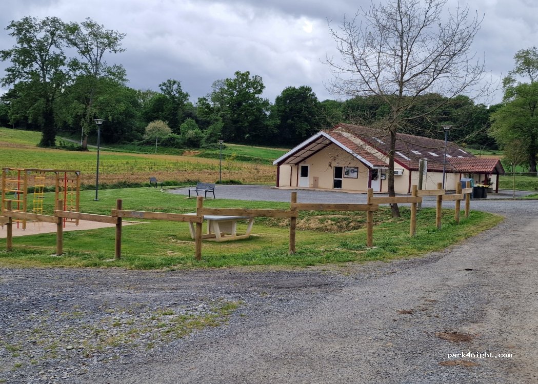 (64350) Bassillon-Vauzé - Saint-Jammes — foto 4