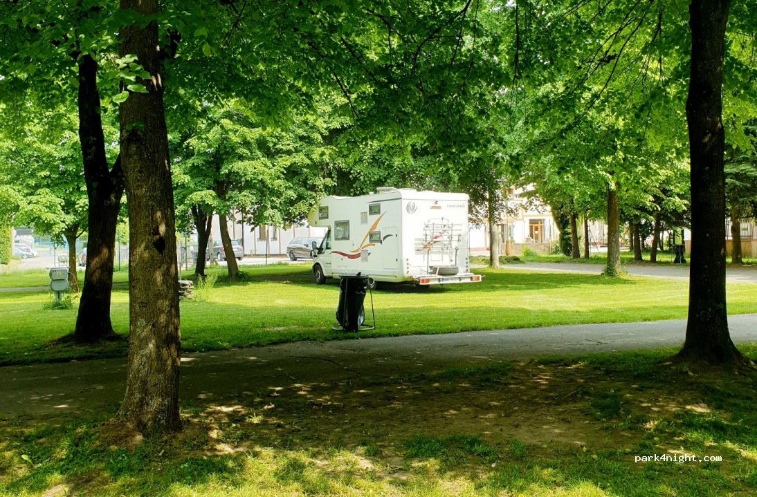 Autokemp Sport Rožnov pod Radhoštěm — foto