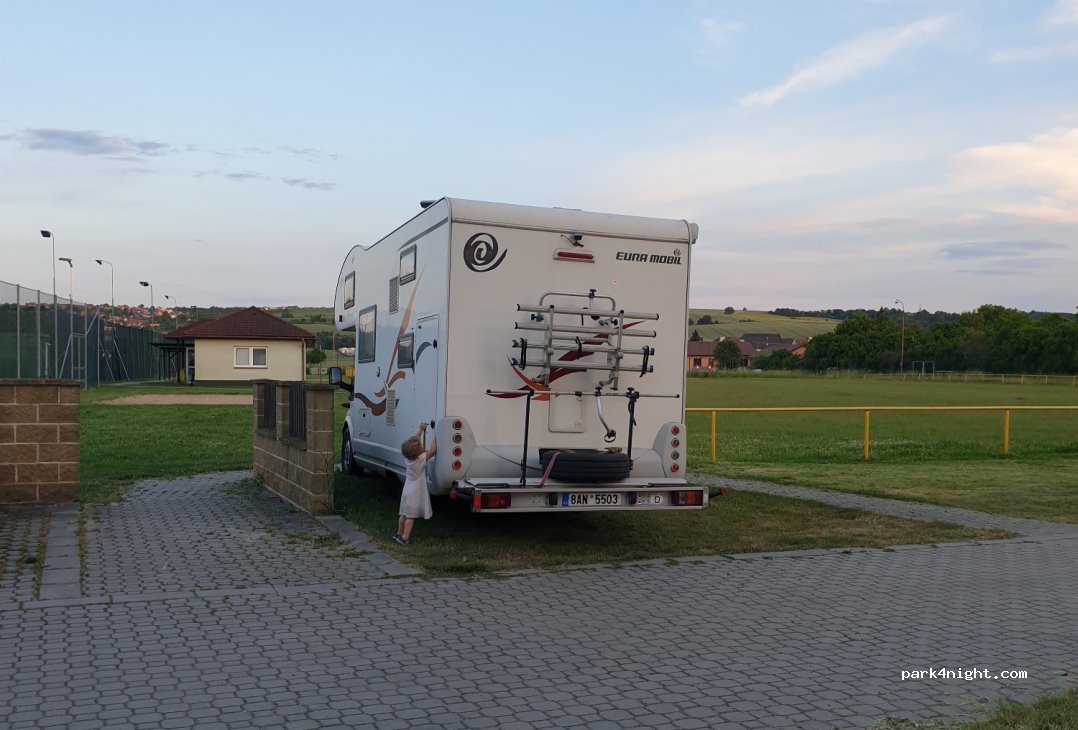 (687 12) Kněžpole - Unnamed Road — foto 2