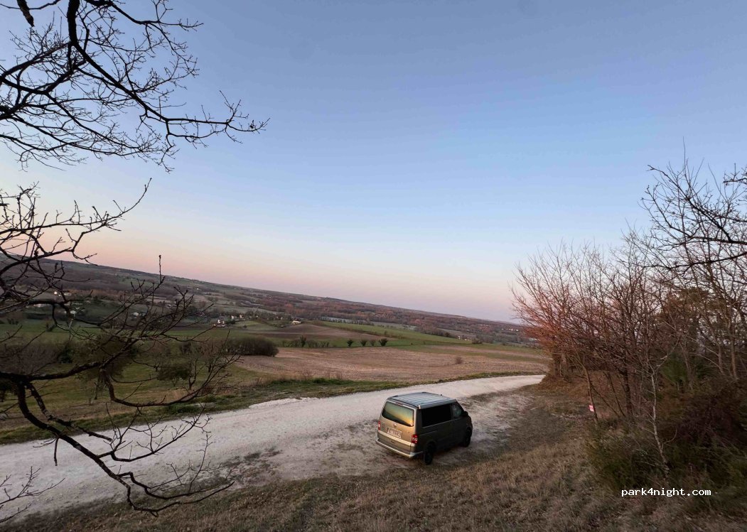 (24600) Allemans - Unnamed Road — foto 5