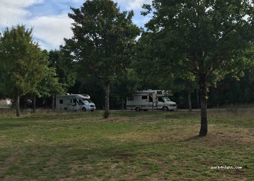 (23300) La Souterraine - 12 Boulevard Roger Gardet — foto 3