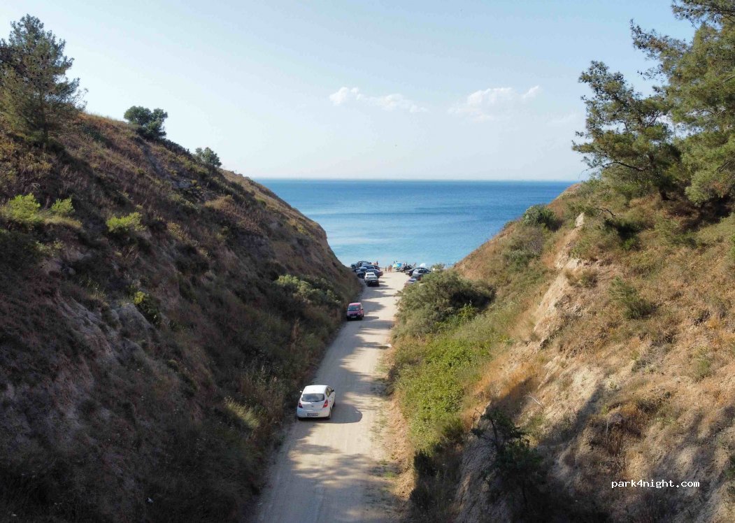 (570 04) Aggelochori - Unnamed Road — foto 2