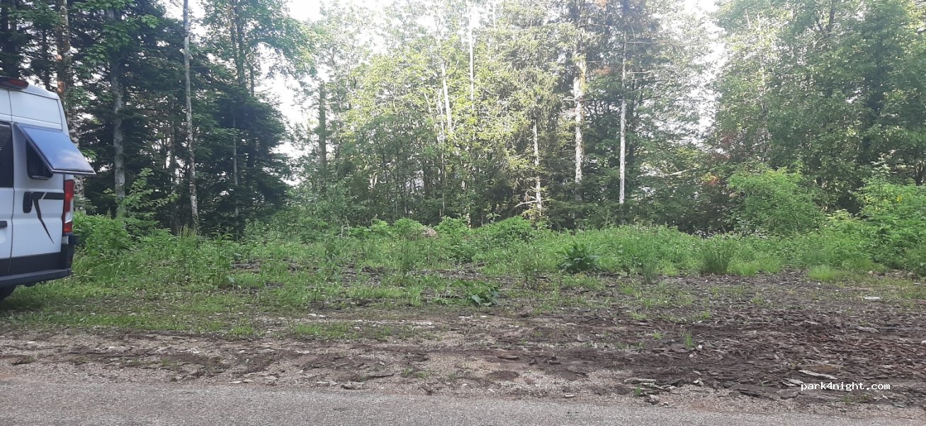 (01430) Izenave - Unnamed Road — foto