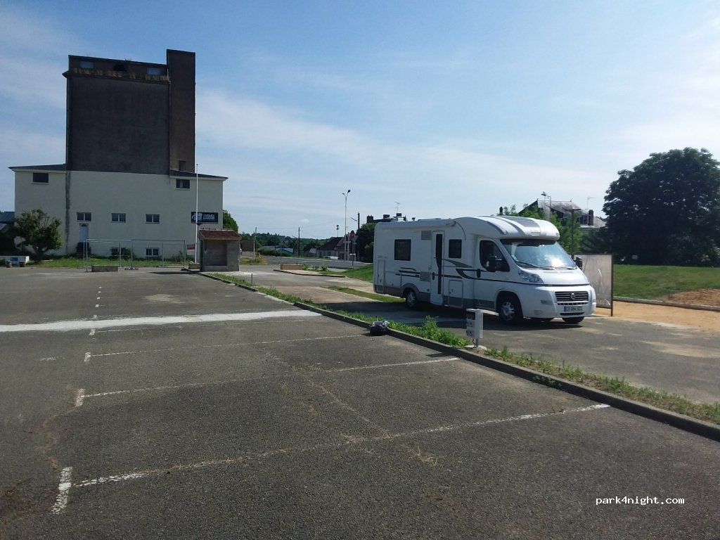 (72120) Saint-Calais - 5 Avenue de Kirch Dorf — foto