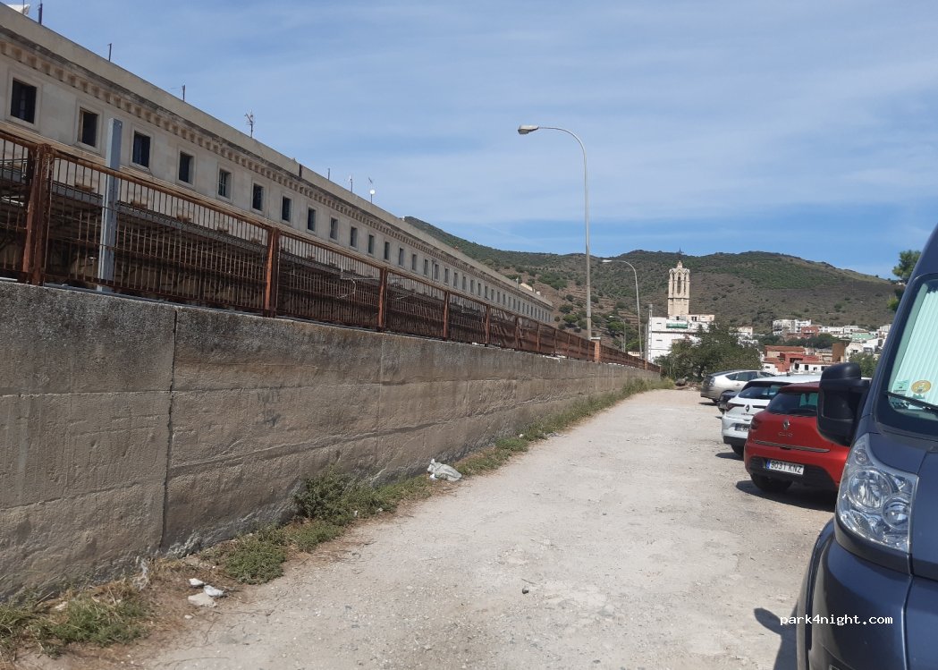 (17497) Portbou - 3 Carrer de Claudi Planás — foto 2