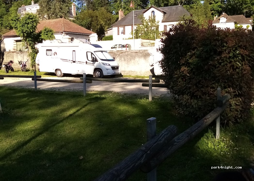 (86310) Saint-Germain - 31 Rue Léon Barbarin — foto 3