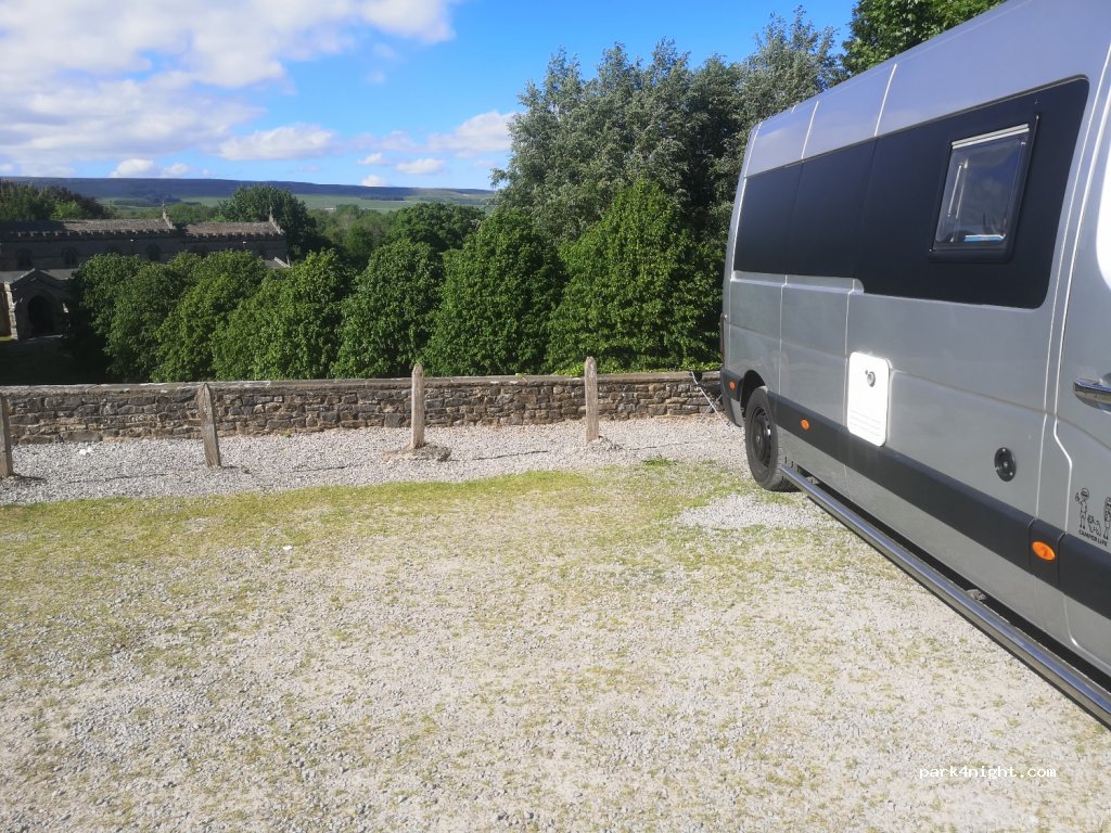 (DL8 3TH) Leyburn - Church Bank — foto