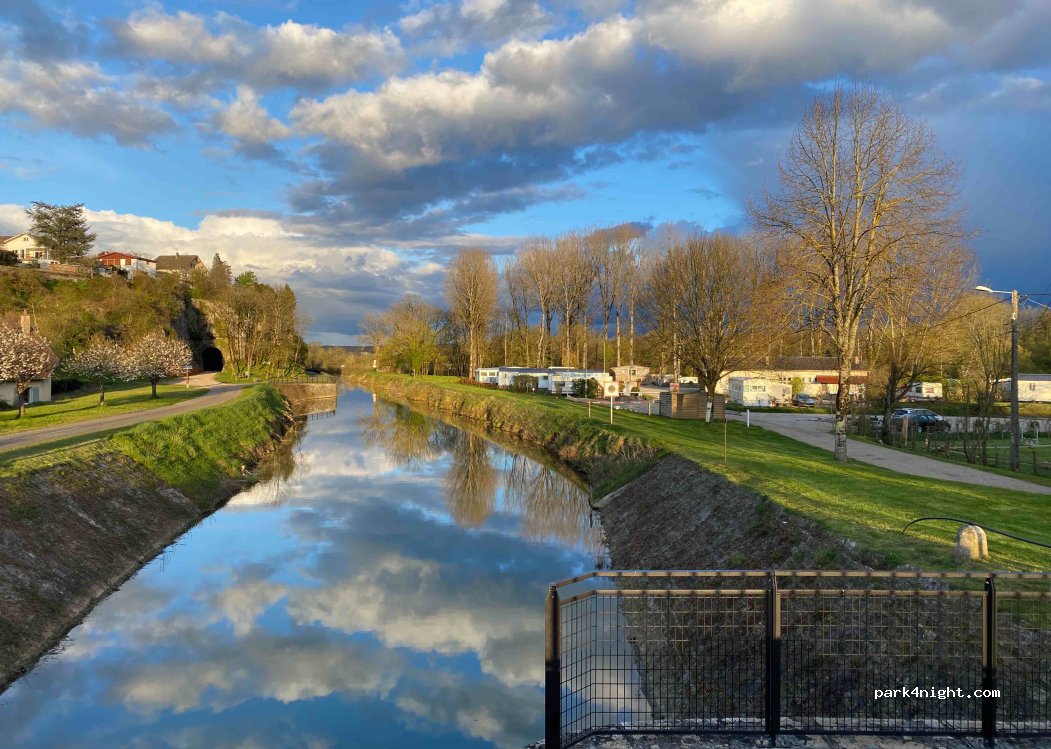 Camping de l'Ile*** — foto 3